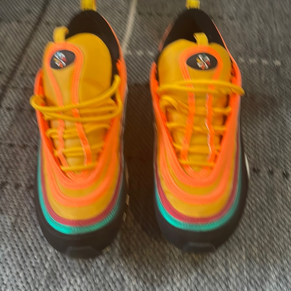 Nike air max 97 sunbursts. Size 9.5.